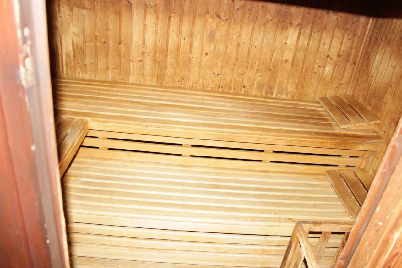Ferienwohnung "Hagebutze" Mit Sauna Und Schwimmbad Bad Lauterberg Luaran gambar
